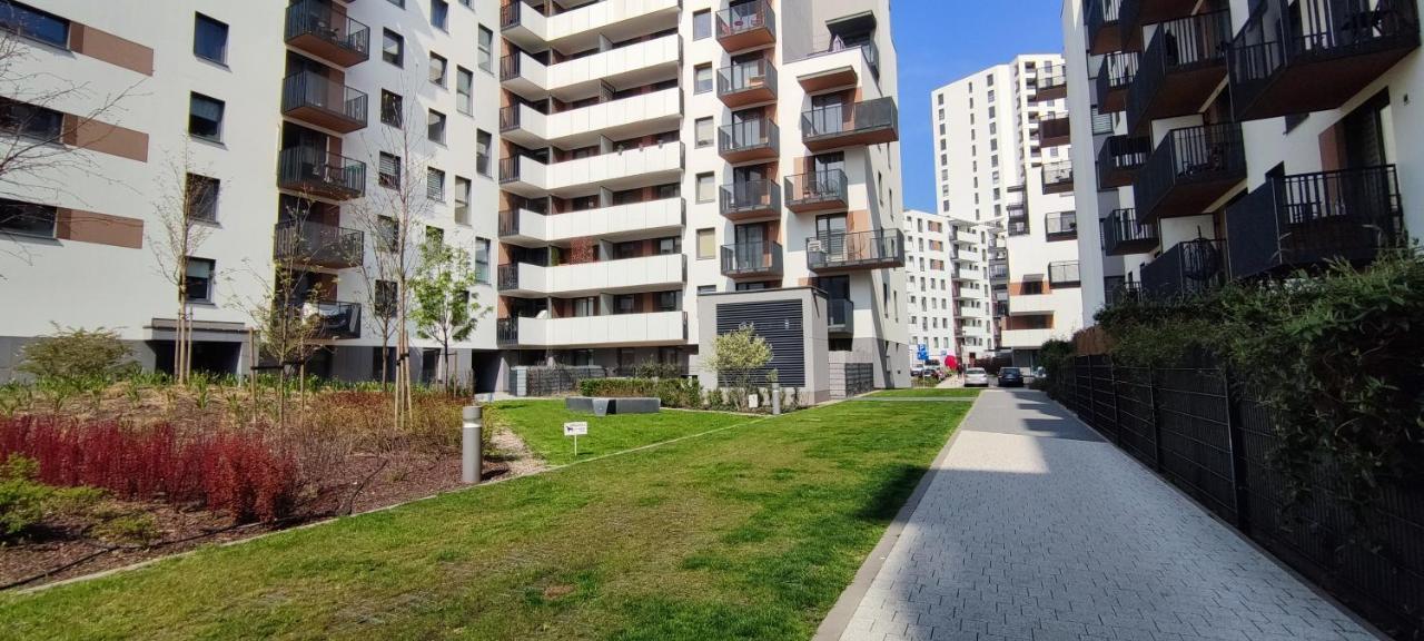 Labo Apartment Fort Wola وارسو المظهر الخارجي الصورة